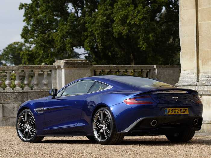 With the Vanquish, designer Marek Reichman gave form to a seductively styled modern interpretation of the classic Aston Martin supercar.