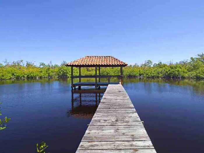 But there are plenty of docks are at your disposal.