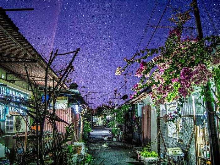 A 19-year-old photographer captured the bright skies as seen from her grandmother