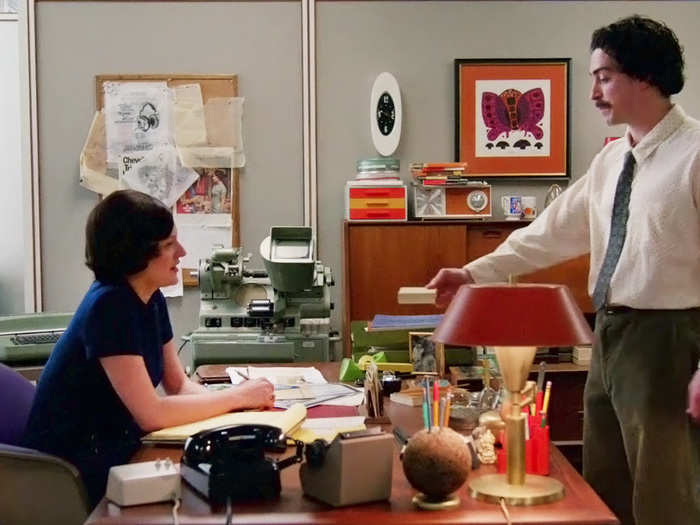 The humming of the computer leads Michael Ginsberg (Ben Feldman) to go crazy. He cuts his nipple off and delivers it to Peggy in a box, professing his love for her.