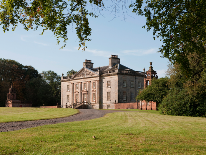 Auchinleck House, which was built in the 18th century for Scottish aristocrats, once hosted Dr. Samuel Johnson when he was touring the area.