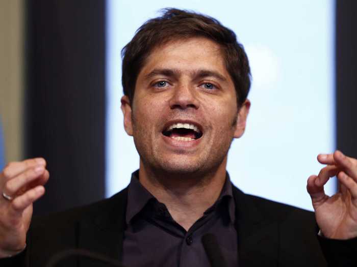 The world has had finance minister heartthrobs before — Argentinian fiscal chief Axel Kicillof has made headlines, but Varoufakis has the crown now.