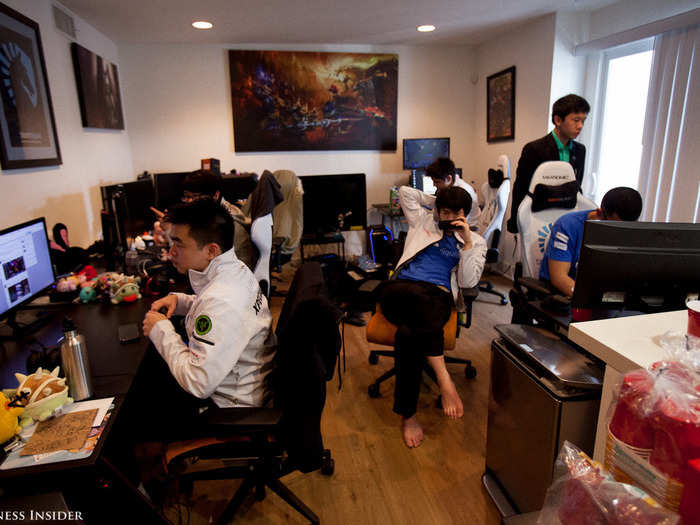 As the players woke up, the first thing they did is get on their computers. They checked Twitter and Reddit and started watching another match in the League Championship Series (LCS), which they were competing in later that day.