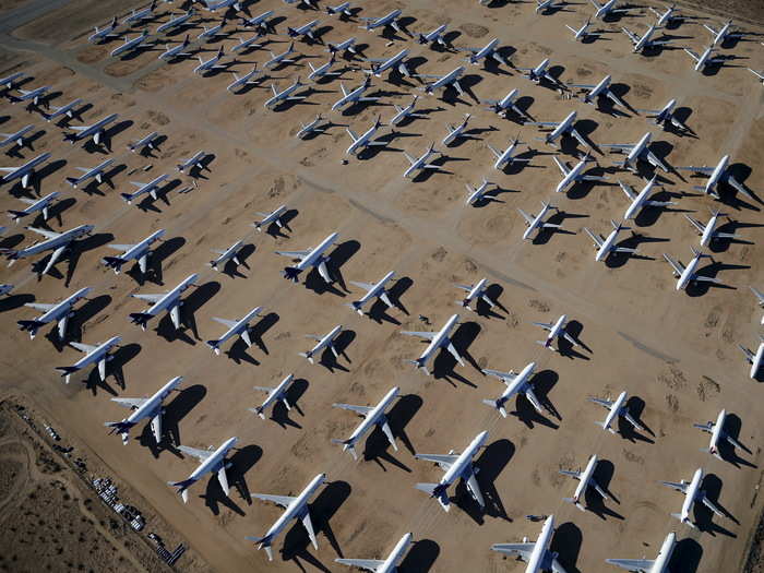 As a result, many of its older McDonnell Douglas DC/MD-10, and MD-11 freighters have been retired to the desert.