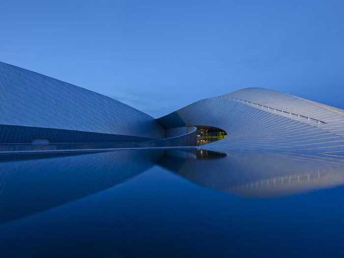 MUSEUMS (popular): The Blue Planet by 3XN