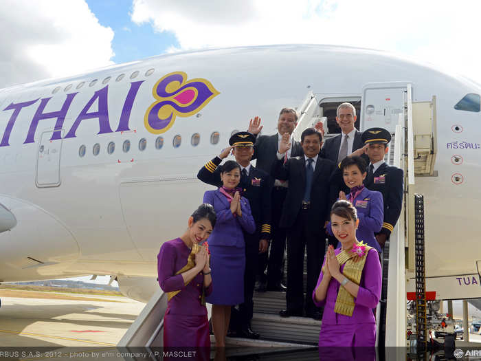 ... Thai Airways ...