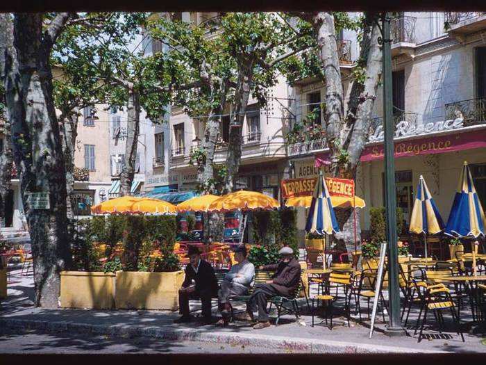 The commune of Vence was known for its quaint outdoor cafes.