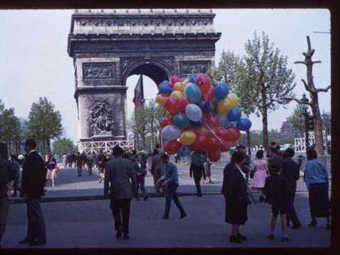 Love being taken back in time? Now see what Paris was like in the 1960s.