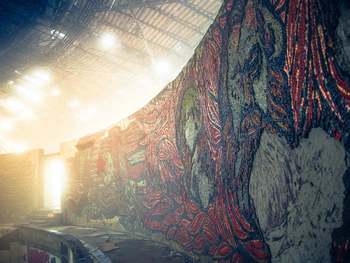 The circular walls are covered in elaborate murals made of Communist and Social leaders, as well as scenes of Communist triumph and victory. Once dazzling, they are now crumbling.