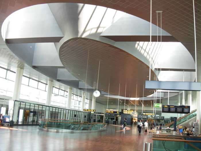 6. Copenhagen Airport (CPH)