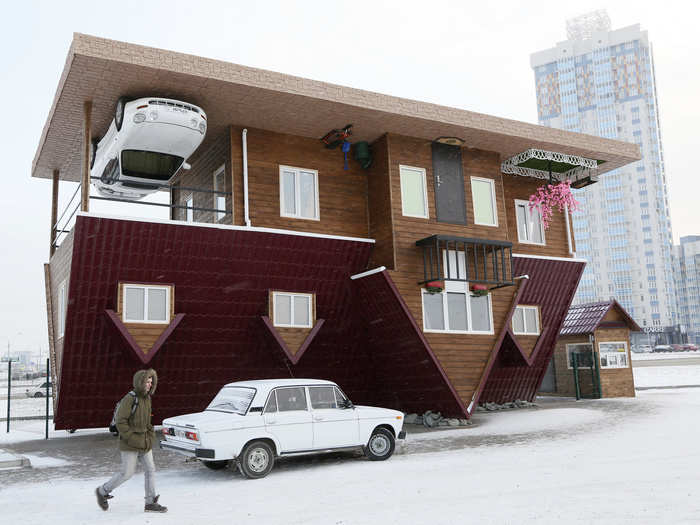 This house, built upside-down in Russia