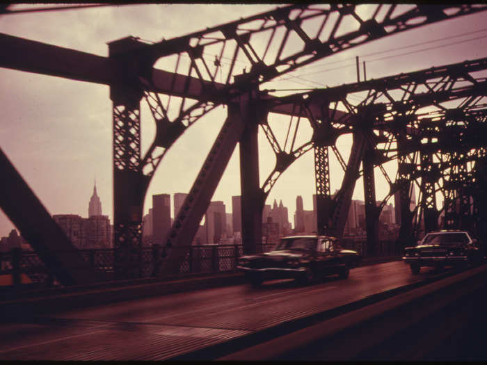 Williamsburg Bridge facing towards Manhattan.