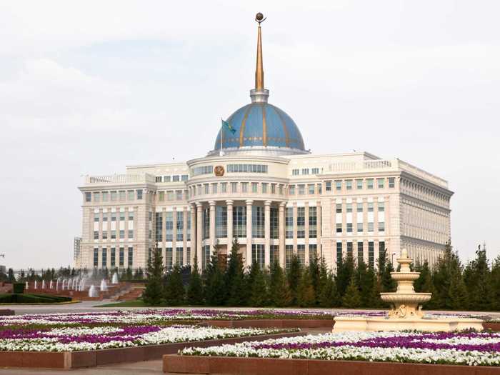 The palace was opened in 2004 and looks a little like the US Capitol Building, and is one of the less off-the-wall structures in Astana.