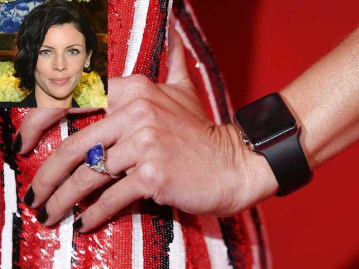 Model and actress Liberty Ross is dating Apple employee Jimmy Iovine, so it makes sense that she wears an Apple Watch. She has been seen with a £479 aluminium Apple Watch.