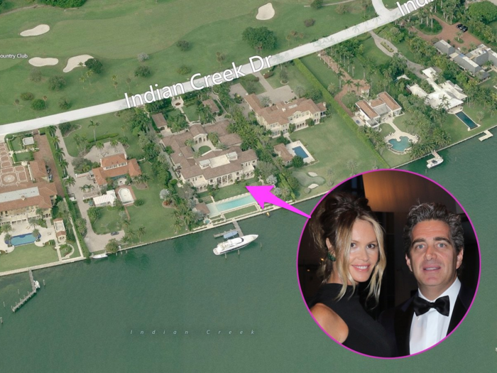 Real estate mogul Jeffrey Soffer and his wife, supermodel Elle MacPherson, live in a 29,270-square-foot estate with nine bedrooms. Soffer