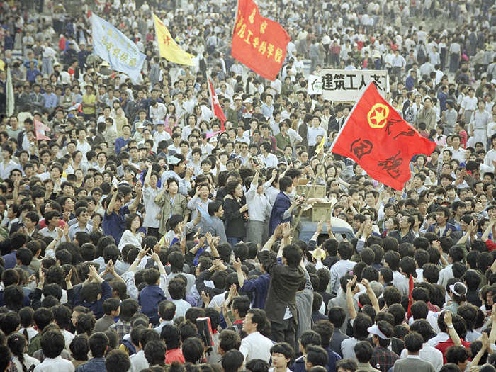 Many saw Hu as a reformer. He had the support of students, who wanted the Chinese government to continue his pro-market and pro-democracy policies.