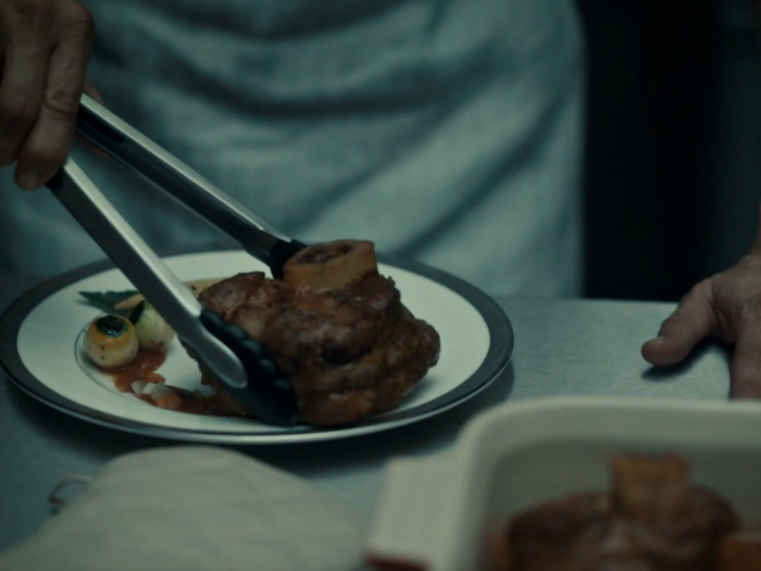 ("Saki-Zuki," season 2, episode 2): Hannibal makes a really appetizing Osso Busco, but unfortunately it