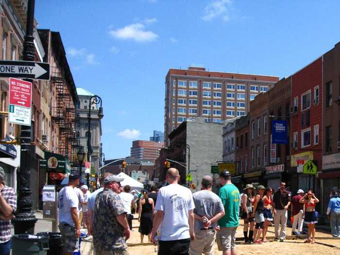 Embrace your inner Francophile and celebrate Bastille Day on July 14th with a parade on 60th Street in Manhattan or head to Cobble Hill for a street party with petanque, absinthe, and French treats.