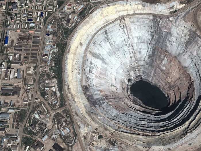 The Mir Mine in Russia is the world’s largest diamond mine, digging down at 1,722 feet deep and has a diameter of 3,900 feet. It is the second largest excavated hole in the world, after Bingham Canyon Mine.