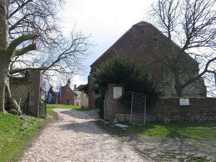 Napoleon opened with a wave of attacks on Hougoumont farm, one of the most heavily-defended British positions. Napoleon thought that he could overwhelm Wellington