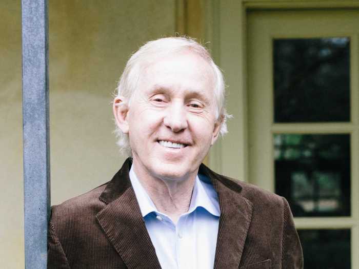 NFL Hall-of-Famer Fran Tarkenton eats a variety of berries.