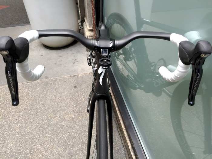 A view of the front and the S-Works Aerofly ViAS handlebar.