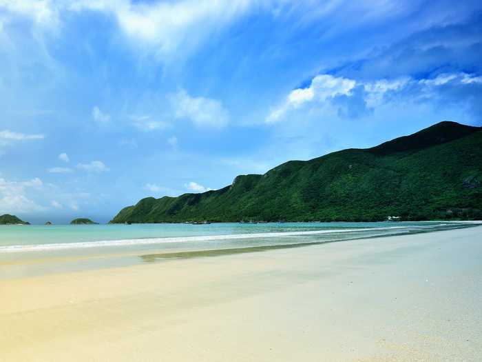 Isolated from the mainland, the Con Daos Islands in Vietnam are loved for their 16 mountain islets that make for great hiking trails and for its beaches that provide magnificent coral reef diving.