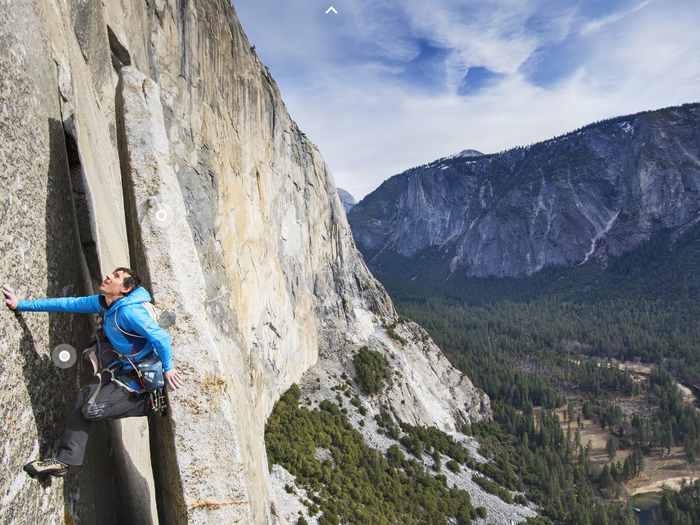 This is Honnold pulling a trick called a “chimney technique,” where he uses his entire body to climb up the wall, 1,400 ft above the ground.