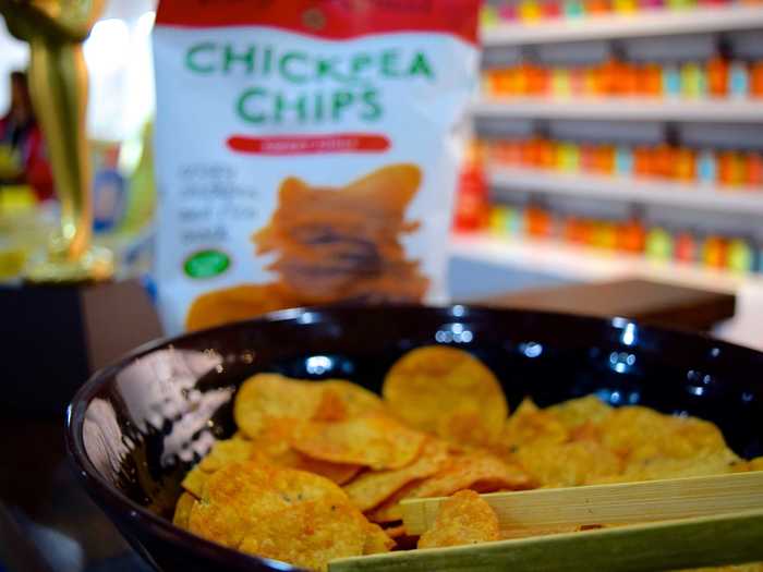 Maya Kaimal Fine Indian Foods Sweet Chili Chickpea Chips