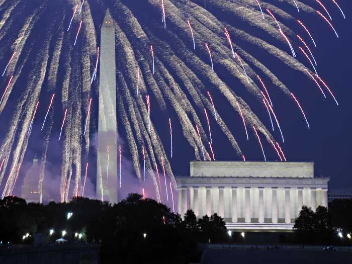 WASHINGTON, DC: Lasting over 17 minutes, this show is among the largest in the US. The fireworks are set off from the Reflecting Pool, so those who score a seat on the National Mall get the best view. However, the lights can be seen from miles away.