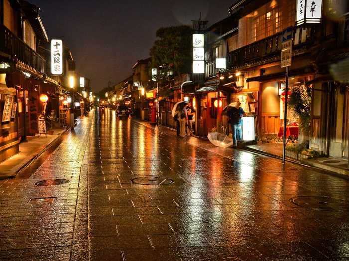 Especially in Gion, one of Japan