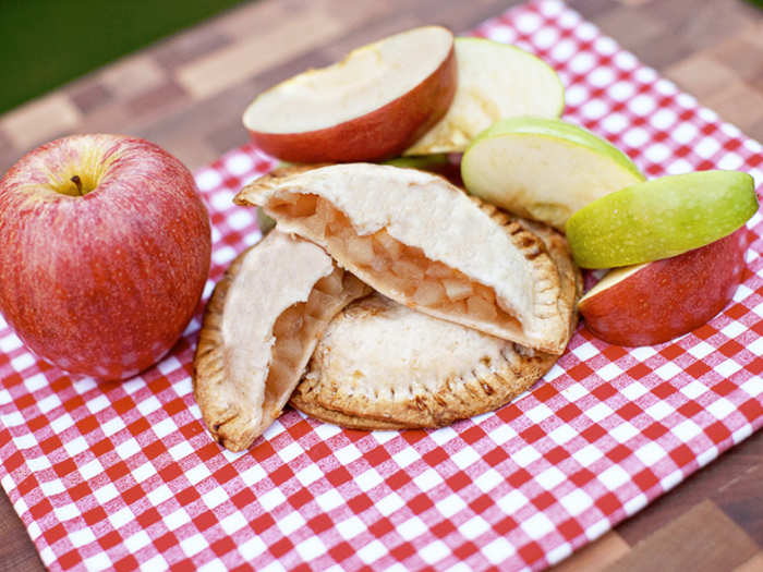 Sara’s Tipsy Pies: Five varieties, including State Fair Rhubarb Blue Hunny Do – only at the State Fair: A blend of fresh local strawberry rhubarb and baby blueberries baked with Hunny Do Wheat Beer, a honey dew melon-flavored beer, and topped with a Hunny Do Tipsy Topping.