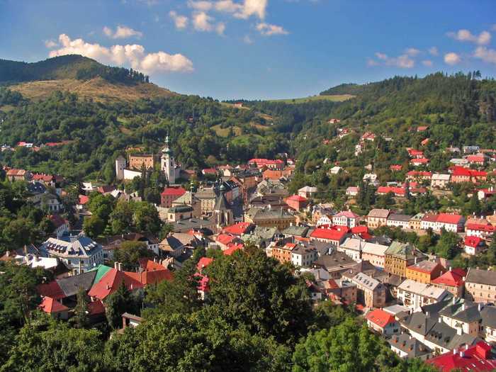 Banská Štiavnica is Slovakia’s oldest mining town, dating back to 1275 and situated in the middle of an immense caldera that was formed by the collapse of an ancient volcano. Besides views of the steep slopes of the Glanzenberg and Paradajz mountains, you’ll see 16th-century architecture, elegant squares, and relics of the area’s mining past.