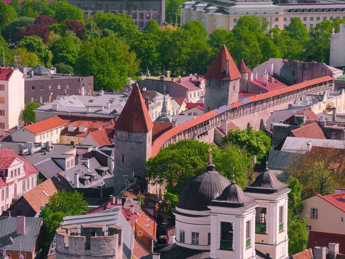 The Historic Centre (Old Town) of Tallinn dates back to the 13th century and stands today as a preserved Medieval northern European trading city on the coast of the Baltic Sea. Its narrow winding streets still mostly retain their Medieval names, and the town wall, Town Hall, pharmacy, churches, monasteries, and merchant’s and craftsmen’ guild still remain in their original condition.