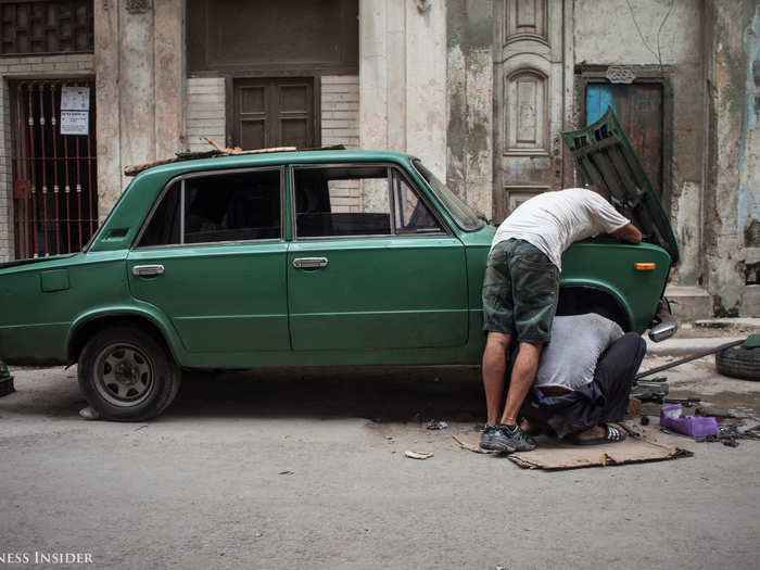 For the next 50 years, owners of these "coches Americanos" would be forced to improvise repairs without access to replacement parts.