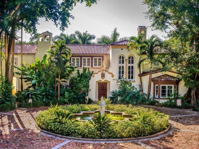 The mansion itself is a gorgeous 1920s-era home with over 13,800 square feet of space.