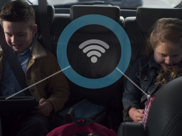 Vinli will turn your car into a WiFi hotspot