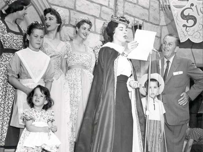 The park received many celebrities over the years, including Shirley Temple, who attended the inauguration of the Sleeping Beauty Castle Diorama in 1957. At the height of her career, 18 years earlier, she presented Disney with a special Academy Award for “Snow White and The Seven Dwarfs.”