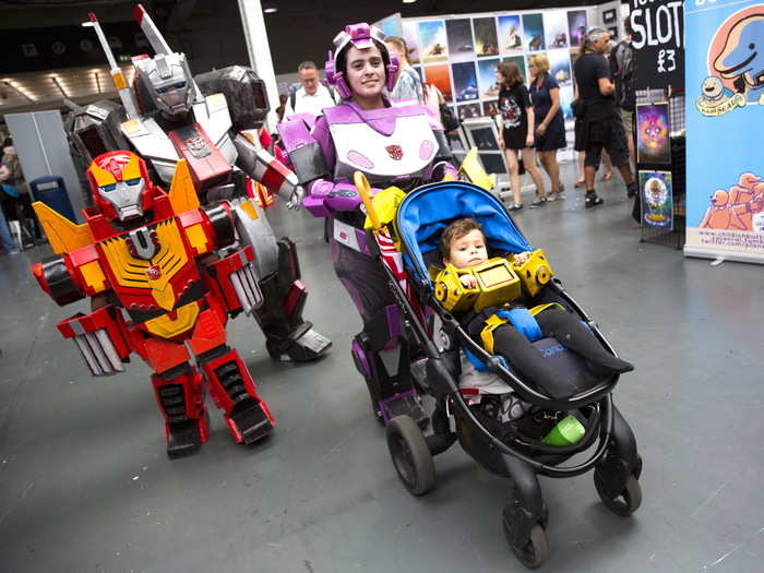 He was joined by countless other sci-fi stars, including this family of transformers...