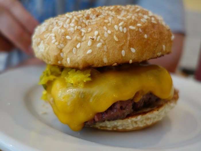 The Cheeseburger at Fritzl’s Lunch Box