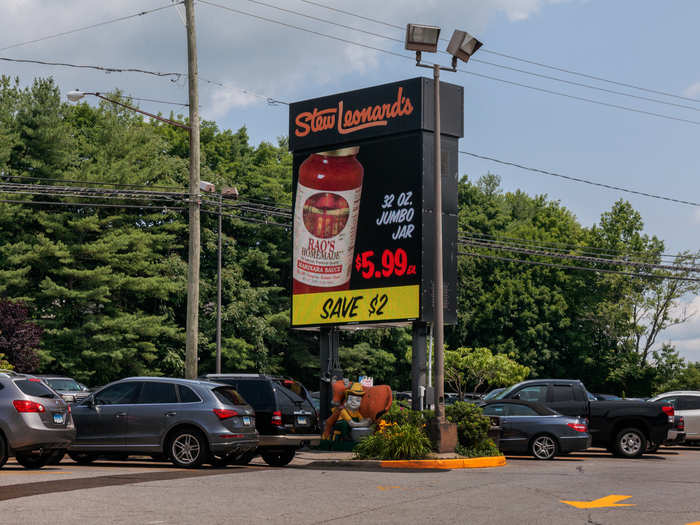 My one complaint: with three locations in Connecticut, one in Yonkers, and one opening on Long Island, I only wish there were more Stew Leonard’s!