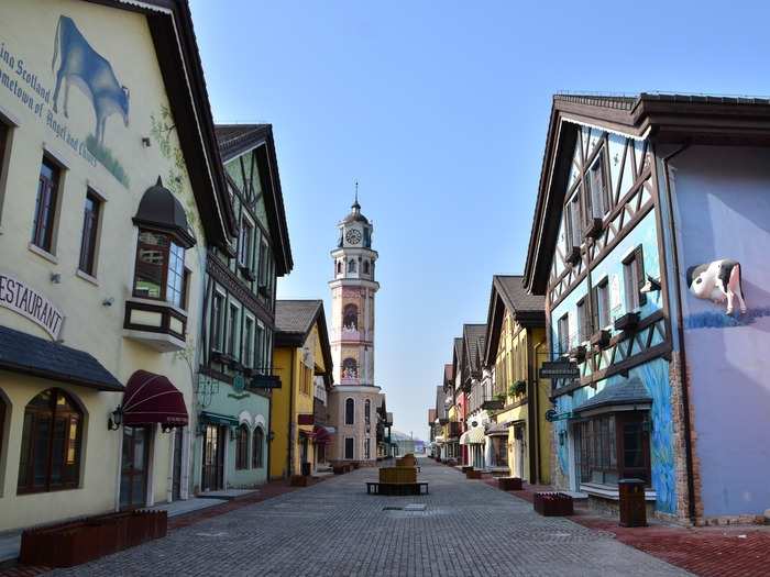 In the heart of Beijing is Tonghui Town International Bar Street, a street modeled after the scenic Swiss town of Interlaken (with Bavarian and other Alpine influences) that was meant to house dozens of bars and restaurants in order to become the new after-work hotspot. It didn