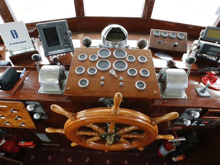 The presidential yacht weighed 88 tons and had a cruising speed of just 12 knots, which is roughly 13 mph.