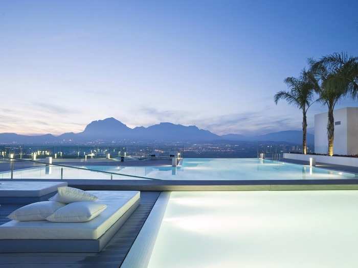 There are a total of five buildings and 93 suites that make up the SHA Wellness Clinic in the port city of Alicante, which sits on the southeastern coast of Costa Blanca in Spain. There are waterfalls, gardens, terraces, a putting green and tennis court, and a peaceful infinity pool that overlooks the city and its mountains.