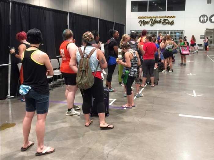 On-skates training classes started from as early as 8 a.m. However, you could register as early as two hours beforehand, which led to sometimes incredibly long queues at some ungodly hour. However, it was totally worth it to get into a training session with a world champ.