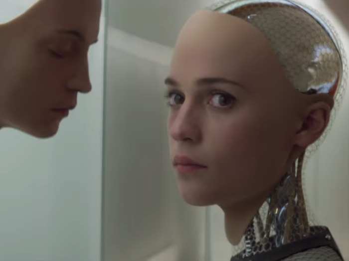 Ex Machina (2015)