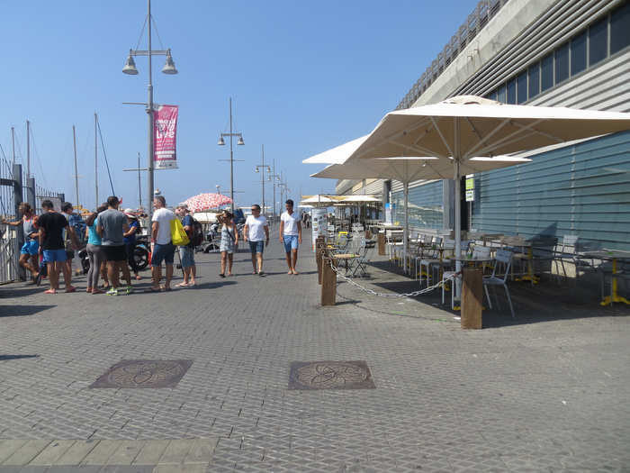 There are also cafes all along the waterside. This is an area near the old port of Tel Aviv.