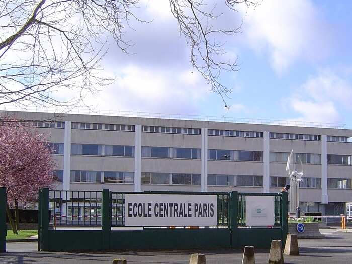 3. Ecole Centrale Paris, France — Average finance graduate salary: £62,000 ($97,000)