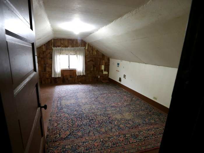 The converted half-floor attic was Cobain