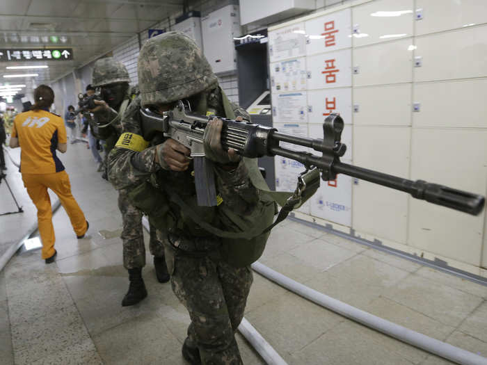 The drills in the subway systems include both South Korean soldiers and police in order to enhance the units